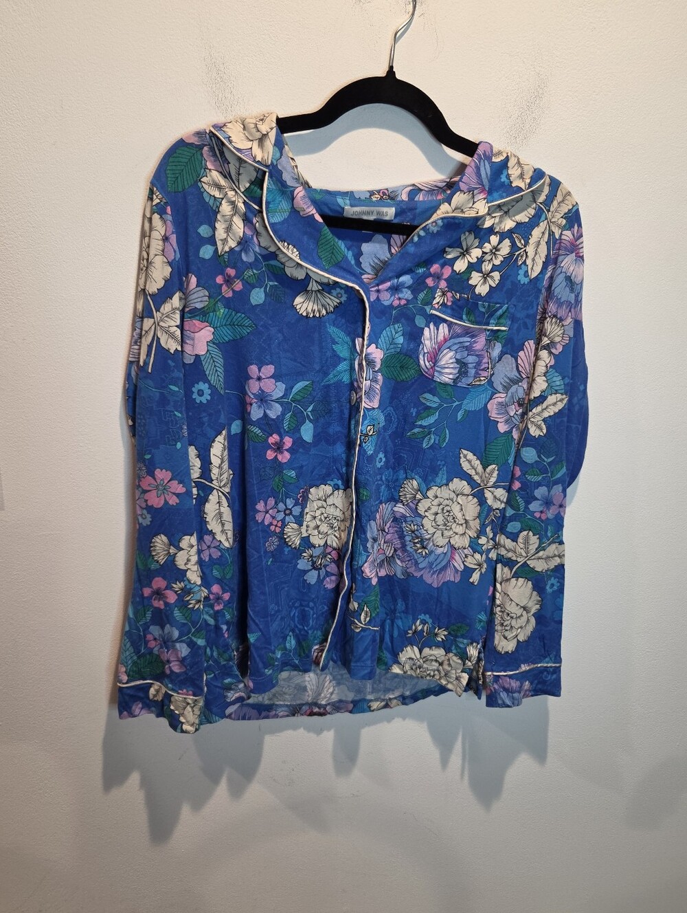 Johnny Was Size S Blue Floral Boho Pj Button Top